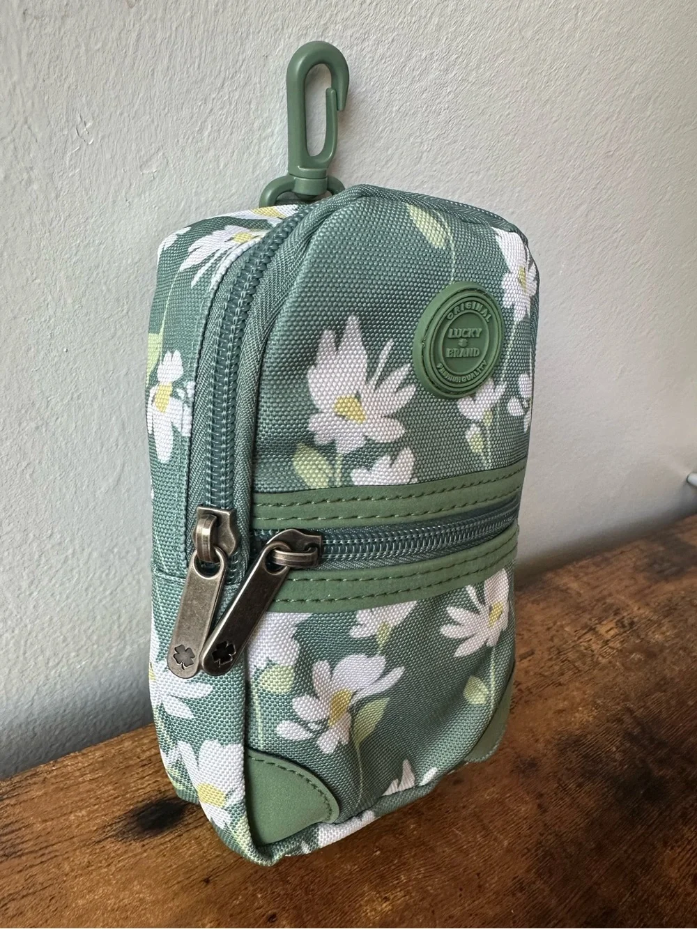 Lucky Brand Sage Green Daisy Mini Pouch Bag Charm Keychain with 2 Pockets NWOT
